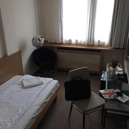 Imola Udvarhaz Dessert Eger