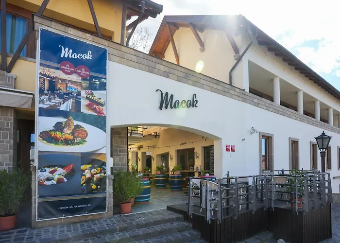 Imola Udvarház Dessert Hotel Eger