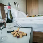 Imola Udvarház Dessert Hotel