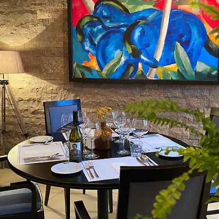 Imola Udvarhaz Dessert Hotel 3*