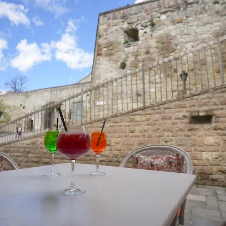 Imola Udvarhaz Dessert Hotel Eger