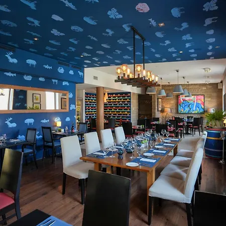 ホテル Imola Udvarhaz Dessert 3*