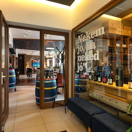 Hotel Imola Udvarhaz Dessert Eger