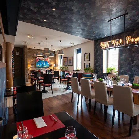 Imola Udvarhaz Dessert Hotel Eger