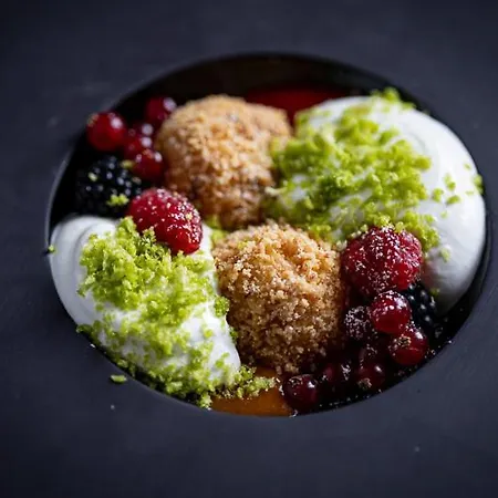 Imola Udvarhaz Dessert Hotel Eger