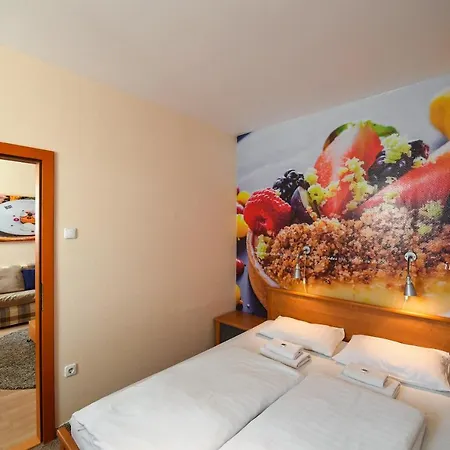 Imola Udvarhaz Dessert 3* Eger