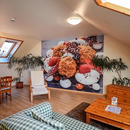 Hotel Imola Udvarhaz Dessert Eger